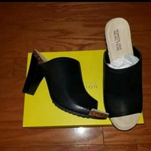 Kenneth Cole Reaction 9.5  send me an offer